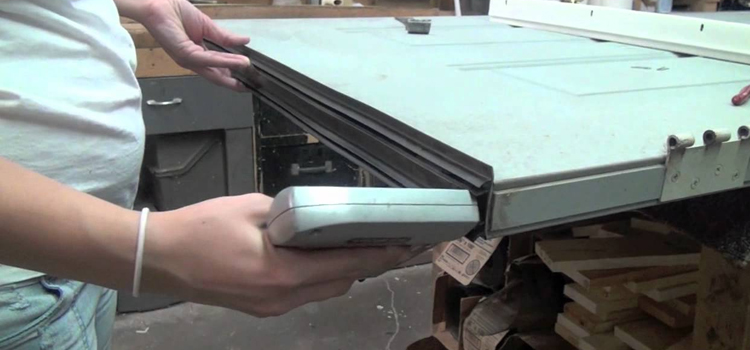 damaged steel door repair Rosemont